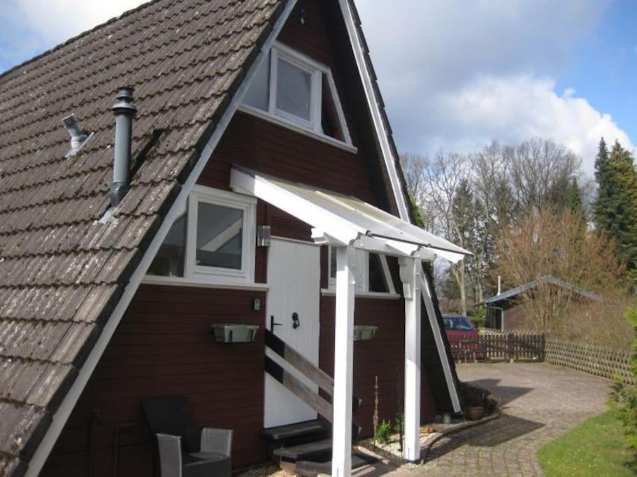 Nurdachhaus Mit Kaminofen Und Grossem Grundstueck Villa Faßberg Exterior foto